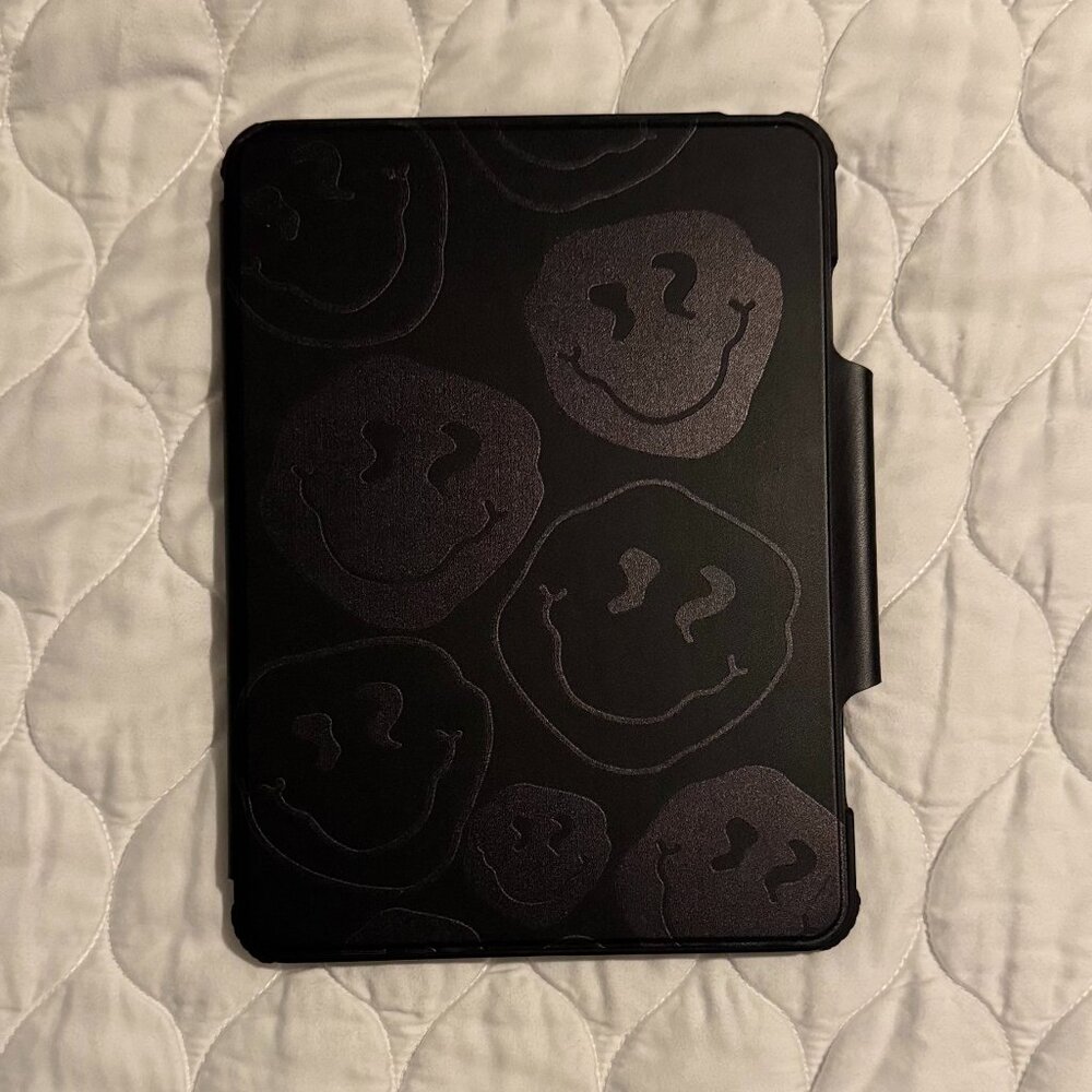 CASETIFY iPad Pro 11 inch Folio case w/ Apple Pencil Holder